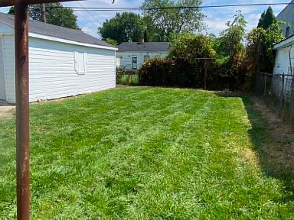 3rd image of 6798 Lozier Ave