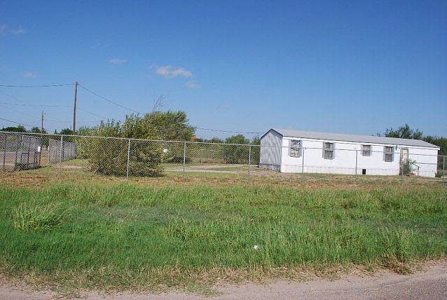 2nd image of 209 Amarillo Dr