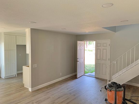 5th image of 14648 Carlsbad Pl