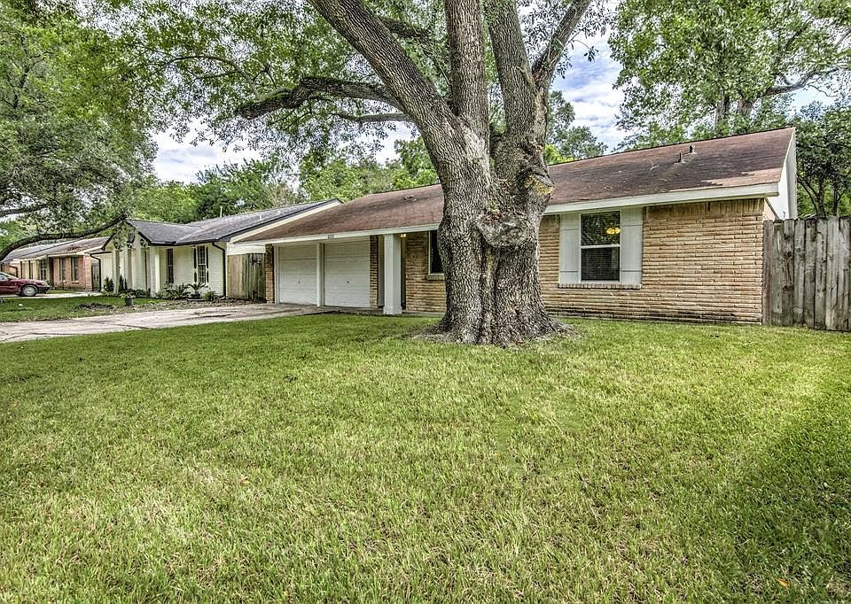 1st image of 6002 Dellfern Dr