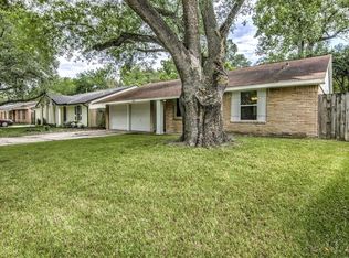 6002 Dellfern Dr, Houston, TX 77035