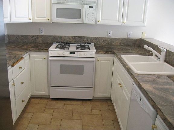 4th image of 2241 13th Ave W APT 102