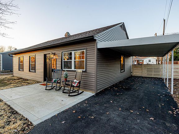 4th image of 4790 Midlane Dr