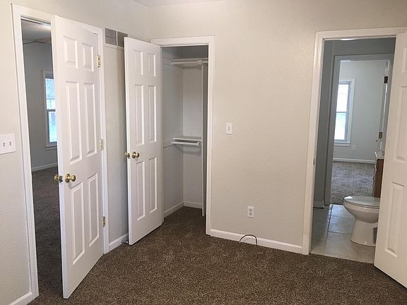 4th image of 4527 Jefferson St