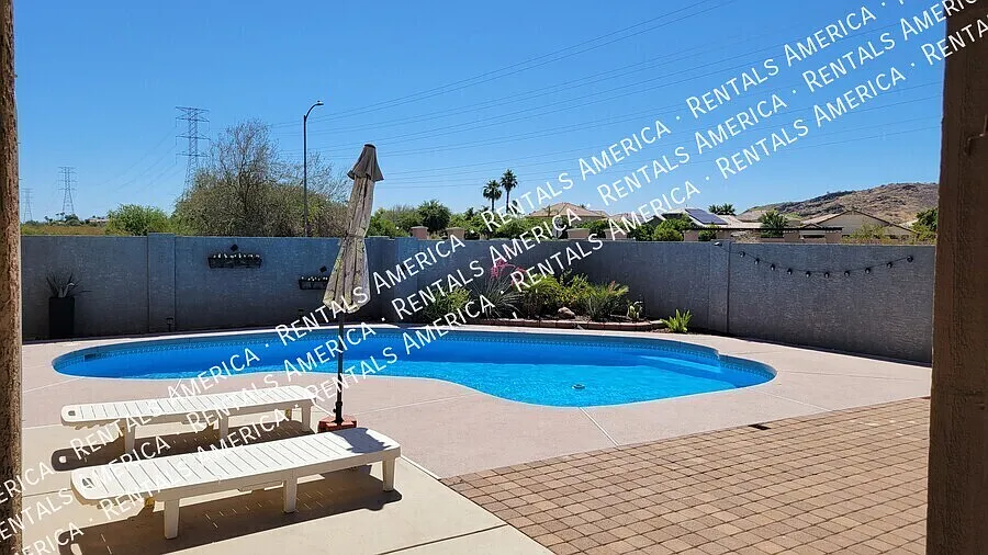 Amazing 4 Bedroom with Private Pool — Photo 2