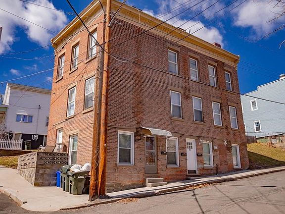 4th image of 60 Egbert St