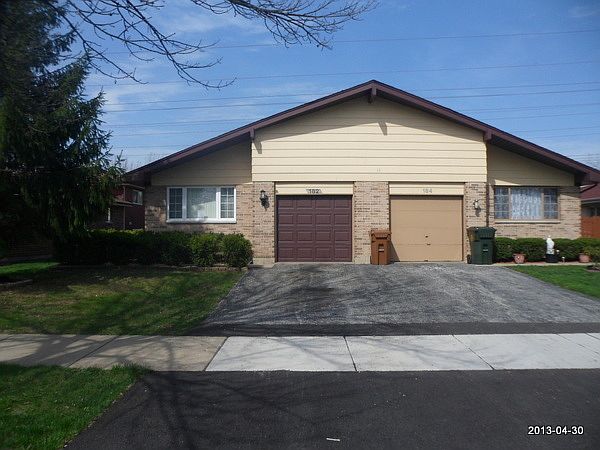 1st image of 182 N Paramount Dr