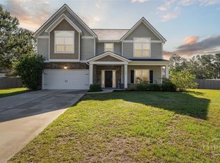 218 Cypress Lakes Dr, Bloomingdale, GA 31302