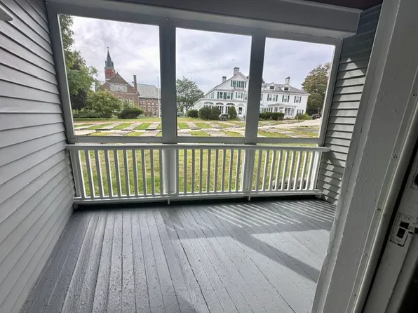 125 Main St APT 102, Amesbury, MA 01913