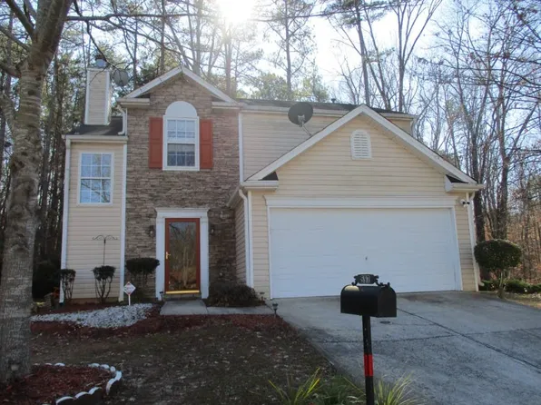 597 Arbor Ridge Dr, Stone Mountain, GA 30087