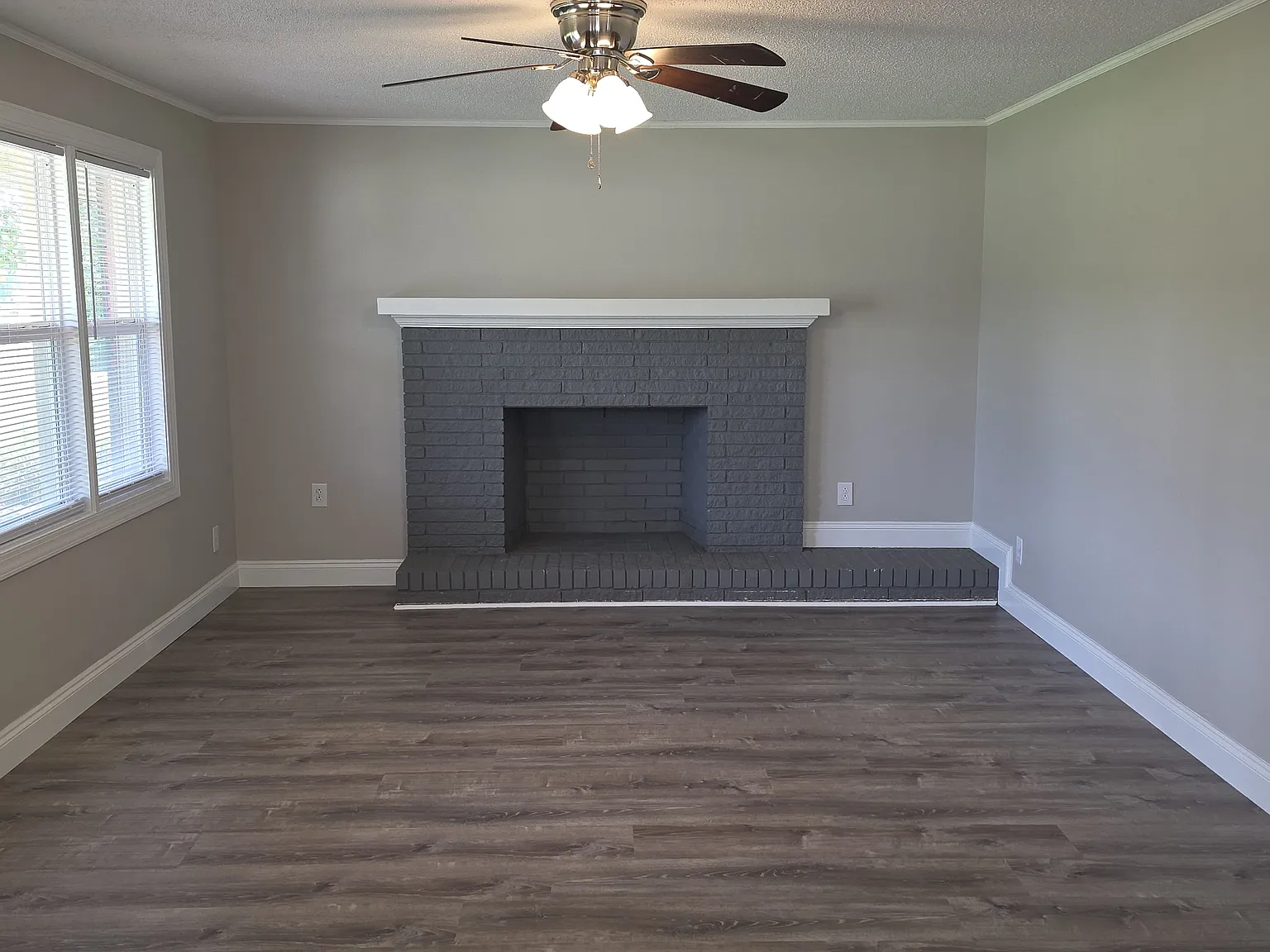 2 bed, 1000 sqft, $1,500 — Photo 3