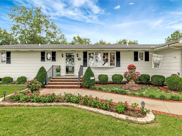 454 N Hydraulic Rd, Belle Plaine, KS 67013