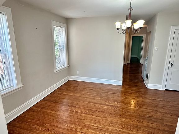 2nd image of 1634 Yale Ave #2