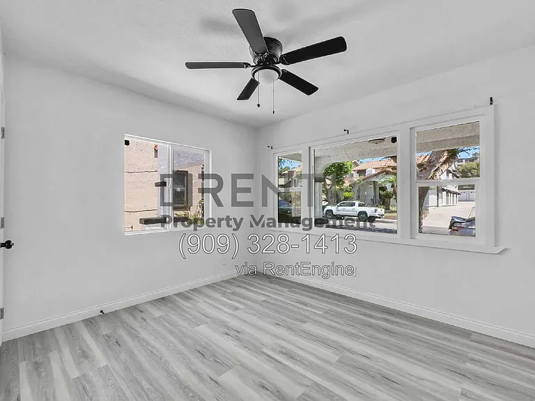 1921 Junipero Ave — Photo 15