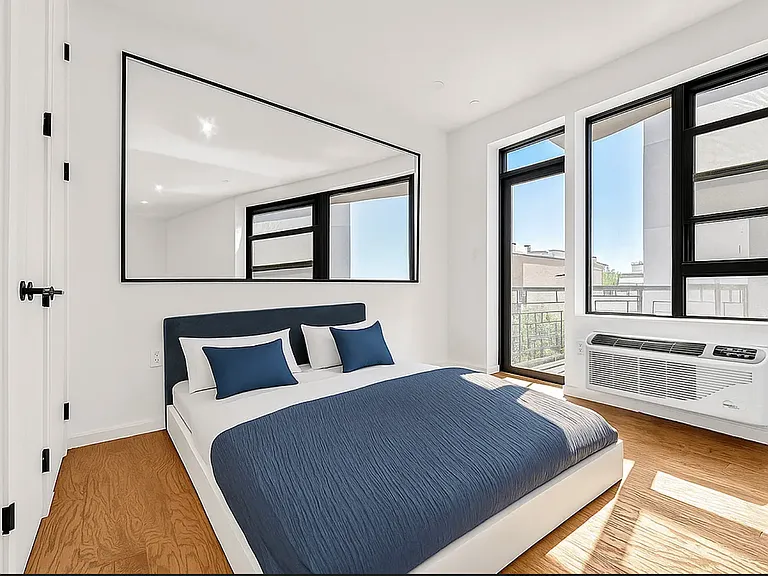 452 Lafayette Ave #4R — Photo 6
