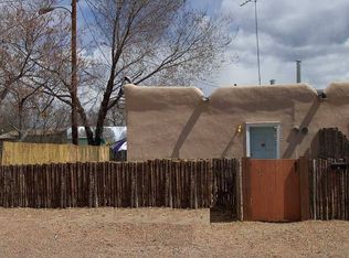 715 Agua Fria St, Santa Fe, NM 87501
