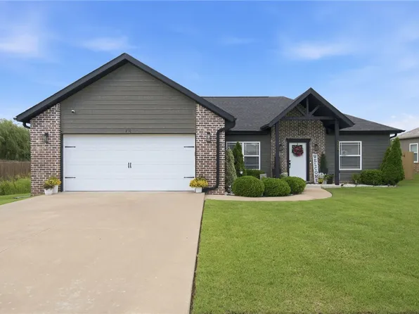 703 Teri Dr, Siloam Springs, AR 72761
