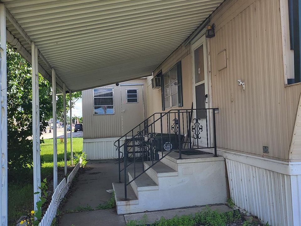 1st image of 1747 Rose St #71