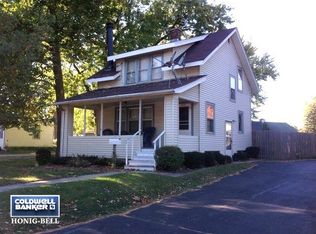 859 Dekalb Ave, Sycamore, IL 60178