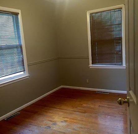 5th image of 8309 E 92nd St