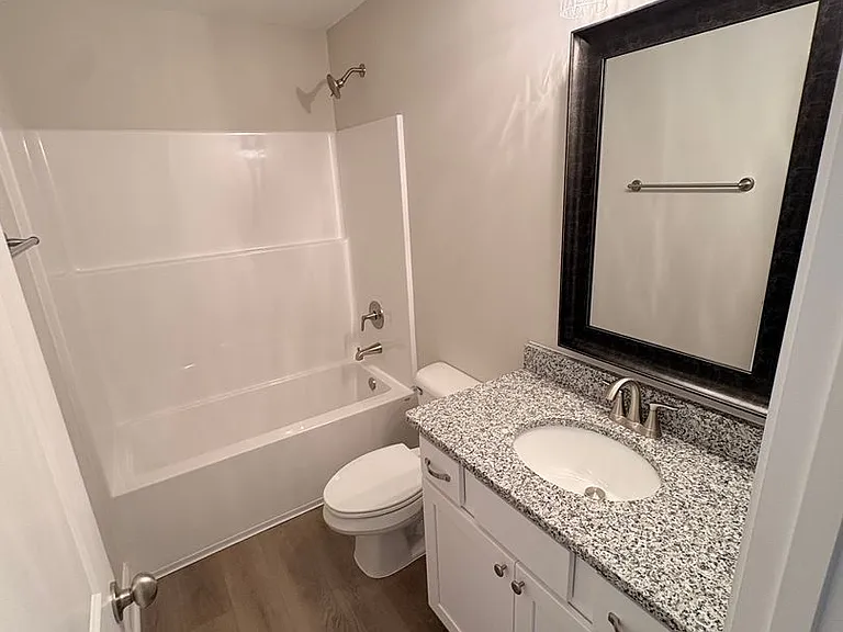 108 Alva Ct — Photo 14
