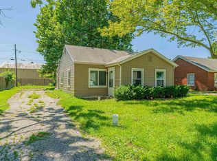 1409 3rd St, Lincoln, IL 62656
