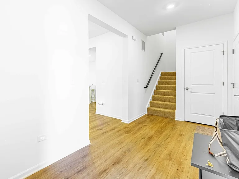 7710 Nightshade Ln #7710 — Photo 3