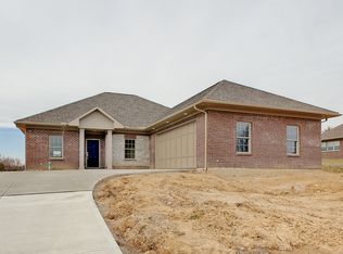 6136 Horizon Dr, Columbus, IN