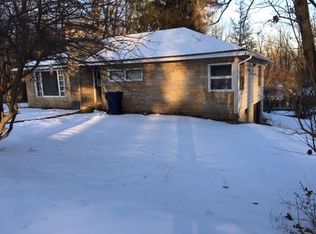2 Lyndebrook Dr, Leicester, MA 01524