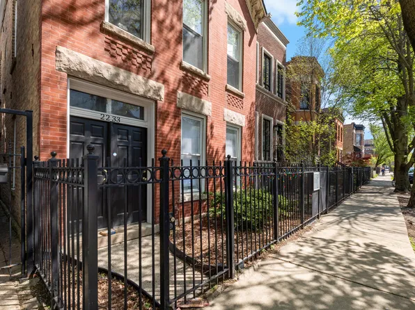 2233 N Southport Ave #2R, Chicago, IL 60614