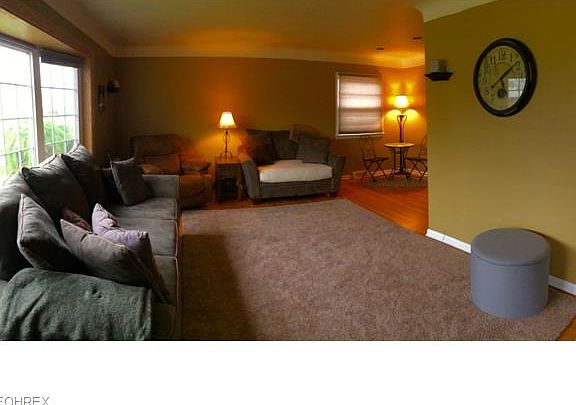 2nd image of 1583 Algiers Dr