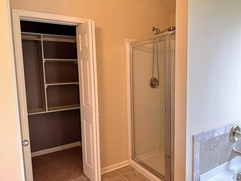 5022 Vine Ln — Photo 25