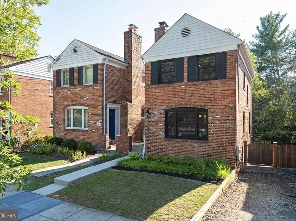 5030 Sherier Pl NW, Washington, DC 20016
