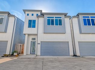 8930 Spring Knoll Forest Dr, Houston, TX 77080