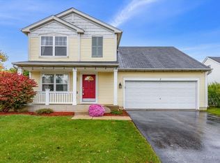 1 Annandale Ct, Lake In The Hills, IL 60156