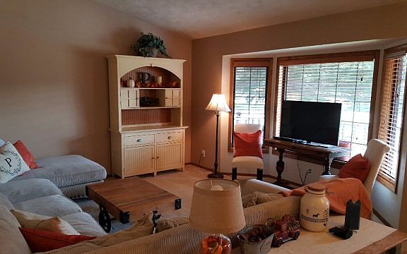 2nd image of 267 Springwood Ln