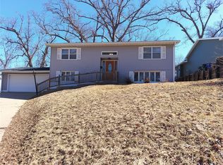 3614 Terrace Hill Dr NE, Cedar Rapids, IA
