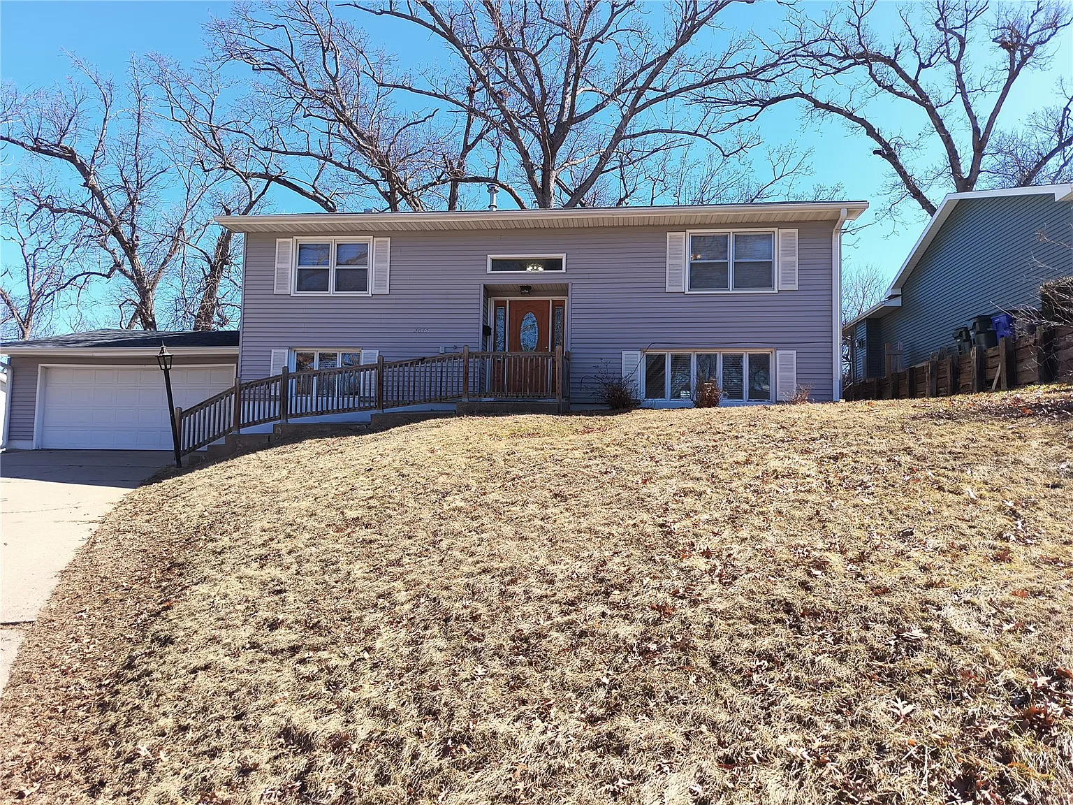3614 Terrace Hill Dr NE photo 1