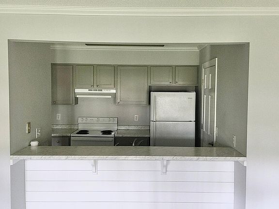 Updated Kitchen with bar seating