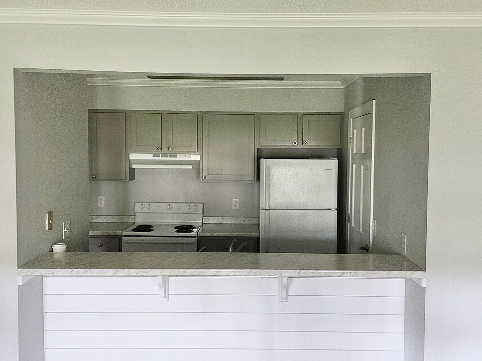 Updated Kitchen with bar seating