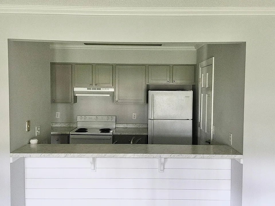 Updated Kitchen with bar seating
