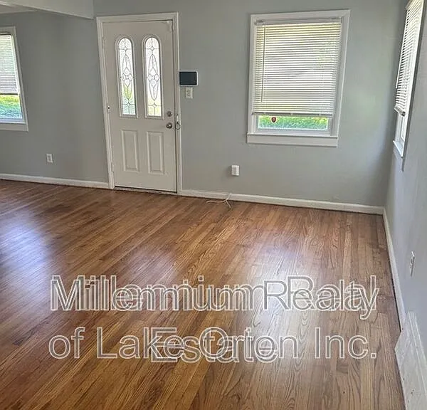 650 Lebaron Ave — Photo 2