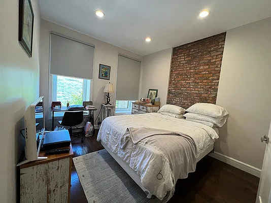Rented by Ideal Properties Group | media 3