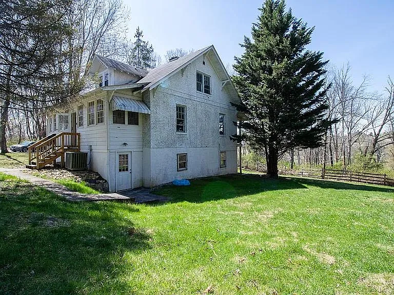 Unit Photo - 3342 Yellow Sulphur Rd