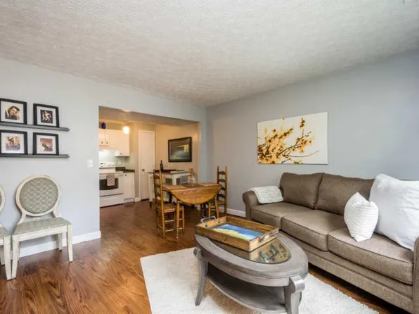 7833 Meadowhaven Blvd, Columbus, OH 43235
