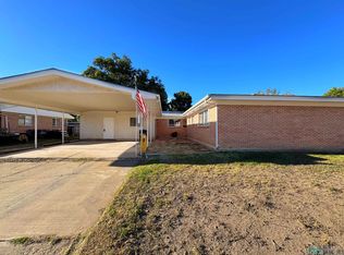 20 Forest Dr, Roswell, NM 88203