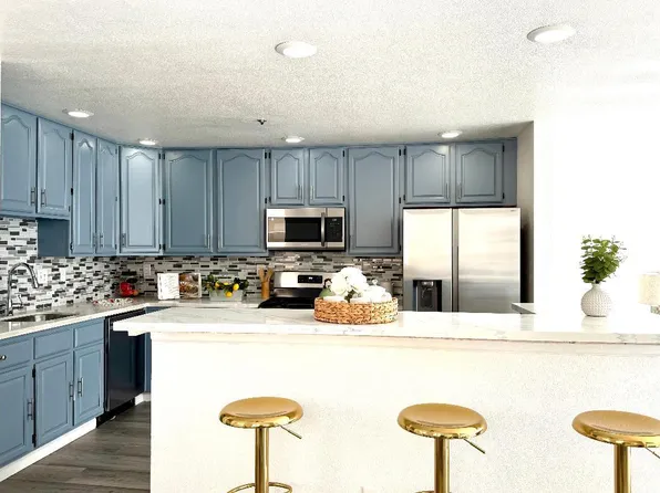 900 Hillside Blvd, Daly City, CA 94014