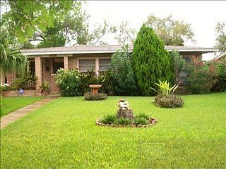 2nd image of 1325 Lilac Ct