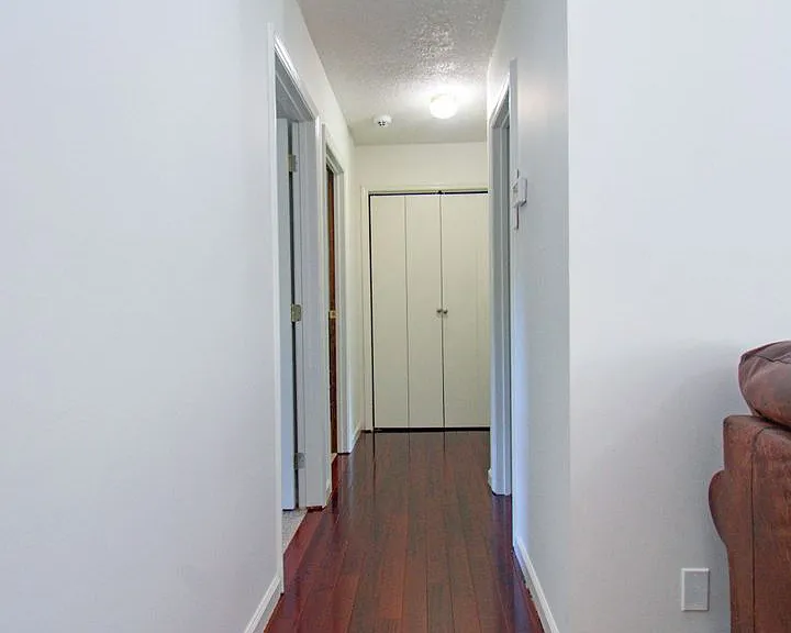 20 N Hillside Dr — Photo 9