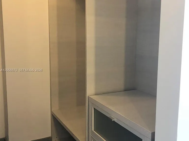 88 SW 7th St #2603 — Photo 10